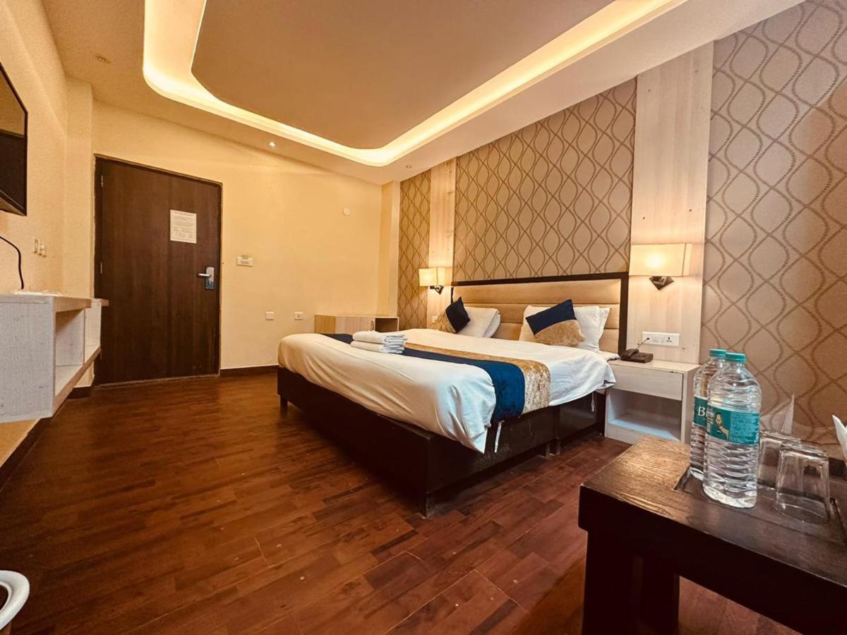 Hotel Royal Residency Manali  Exterior photo